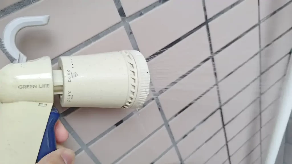 水やりをする様子